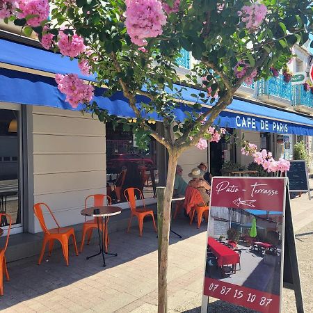 Cafe De Paris Hotel Lesparre-Medoc Exterior photo